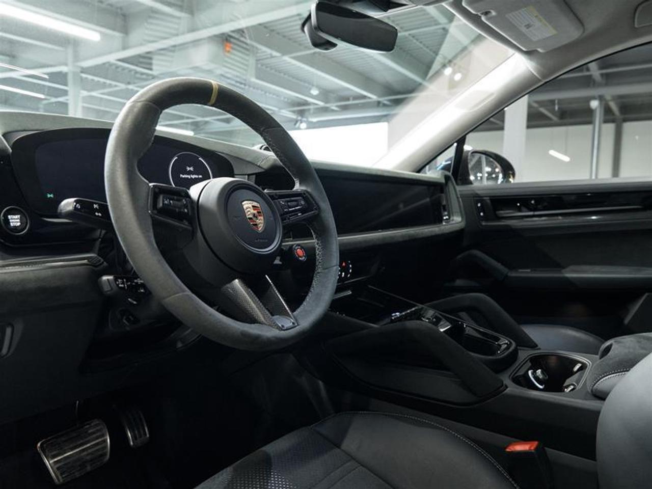 2024 Porsche Cayenne Turbo GT Coupe AWD Photo