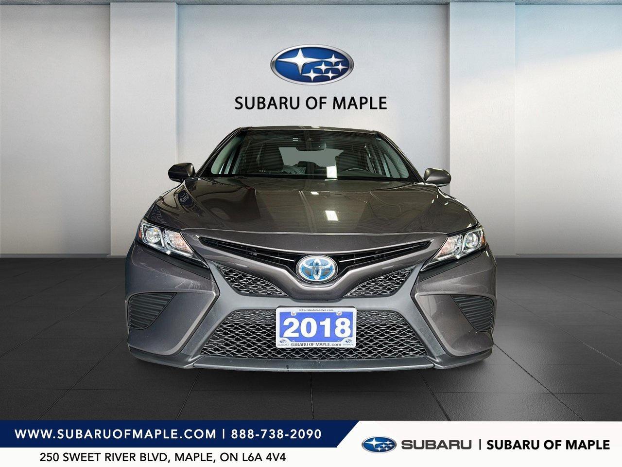 2018 Toyota Camry Hybrid SE Auto Photo