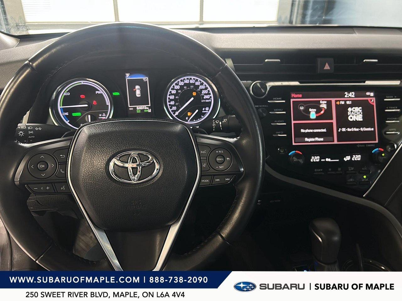 2018 Toyota Camry Hybrid SE Auto Photo