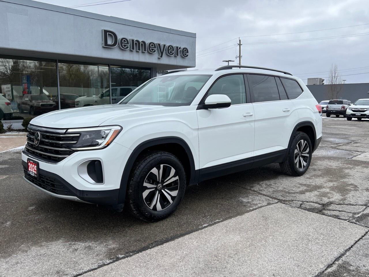 2025 Volkswagen Atlas Comfortline 2.0 TSI 4MOTION Photo