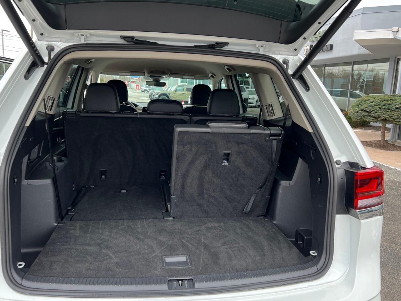 2025 Volkswagen Atlas Comfortline 2.0 TSI 4MOTION Photo