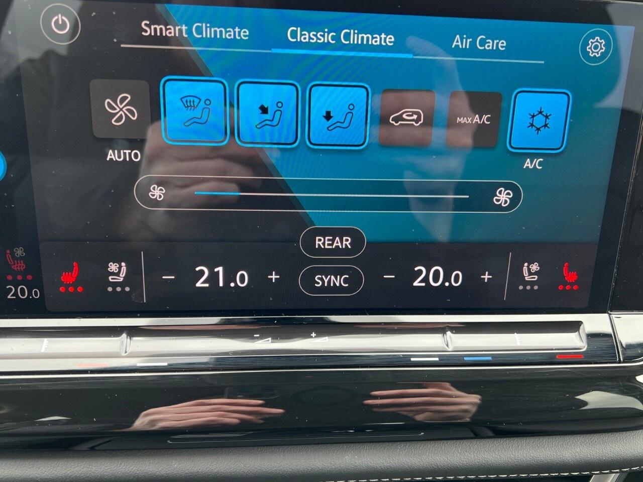 2025 Volkswagen Atlas Comfortline 2.0 TSI 4MOTION Photo