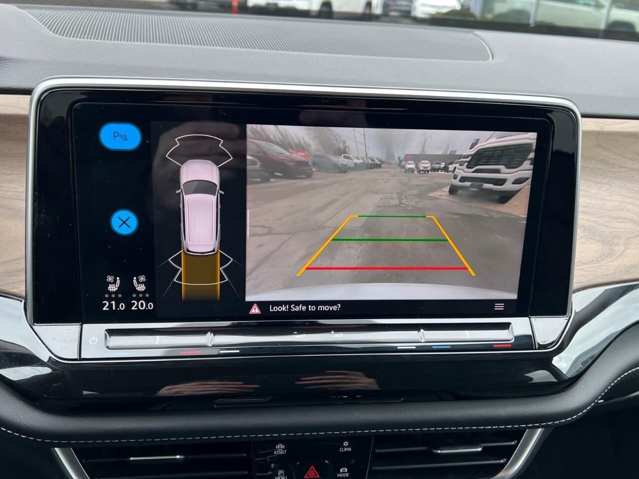 2025 Volkswagen Atlas Comfortline 2.0 TSI 4MOTION Photo