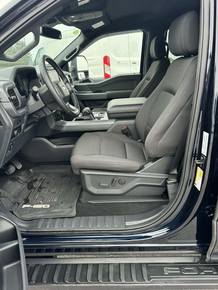 2025 Ford F-150 XLT 4WD SuperCrew 5.5' Box Photo