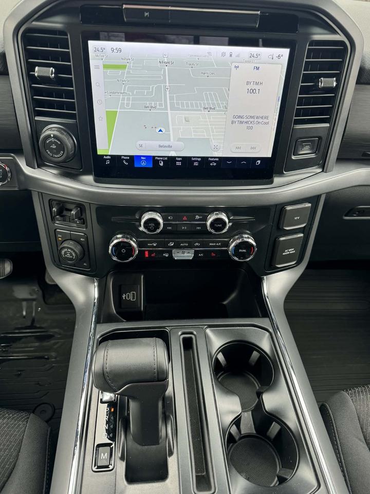 2025 Ford F-150 XLT 4WD SuperCrew 5.5' Box Photo