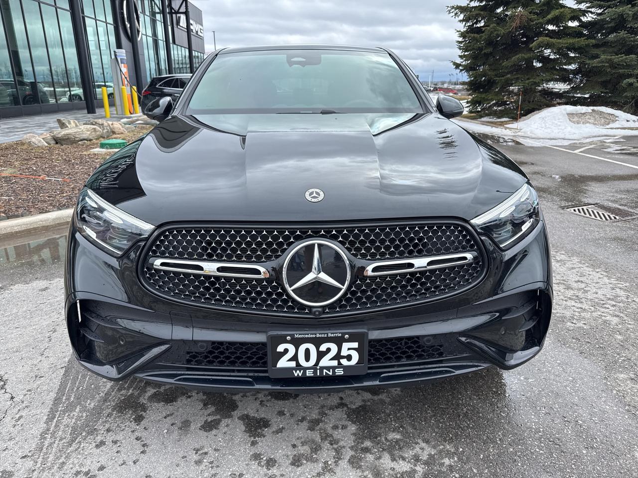 2025 Mercedes-Benz GLC 4MATIC® Photo2