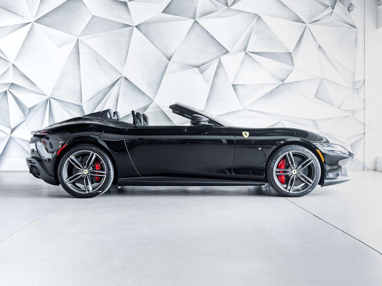 2026 Ferrari Roma Spider Photo3