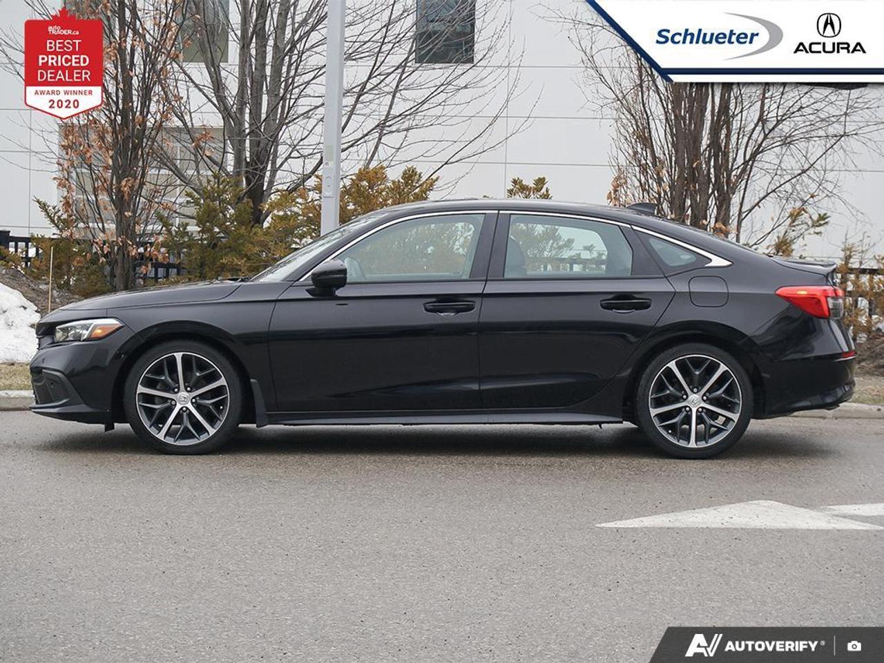 2022 Honda Civic Sedan Touring CVT - No Accidents! 1 Owner! Photo