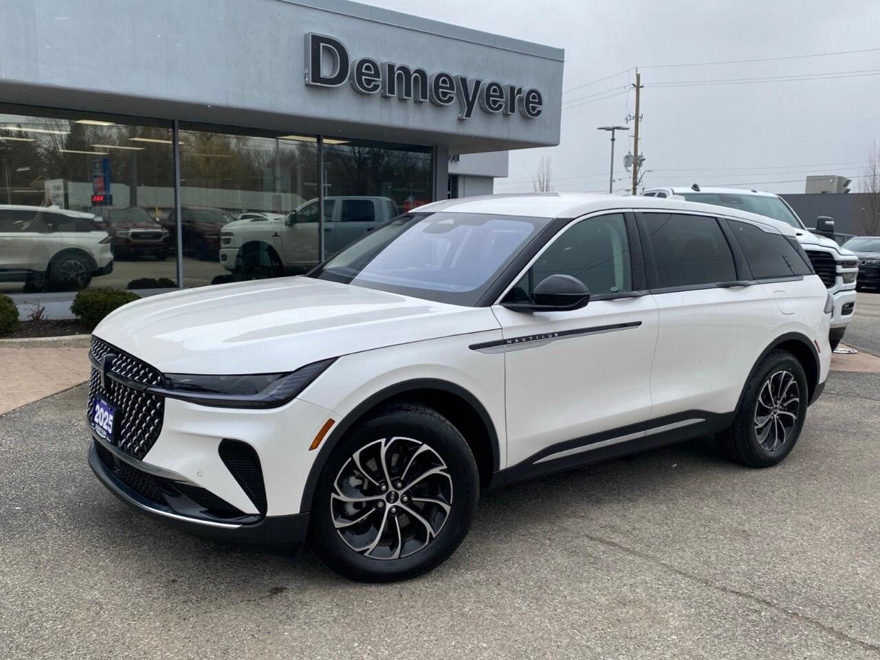 2025 Lincoln Nautilus Premiere AWD Photo