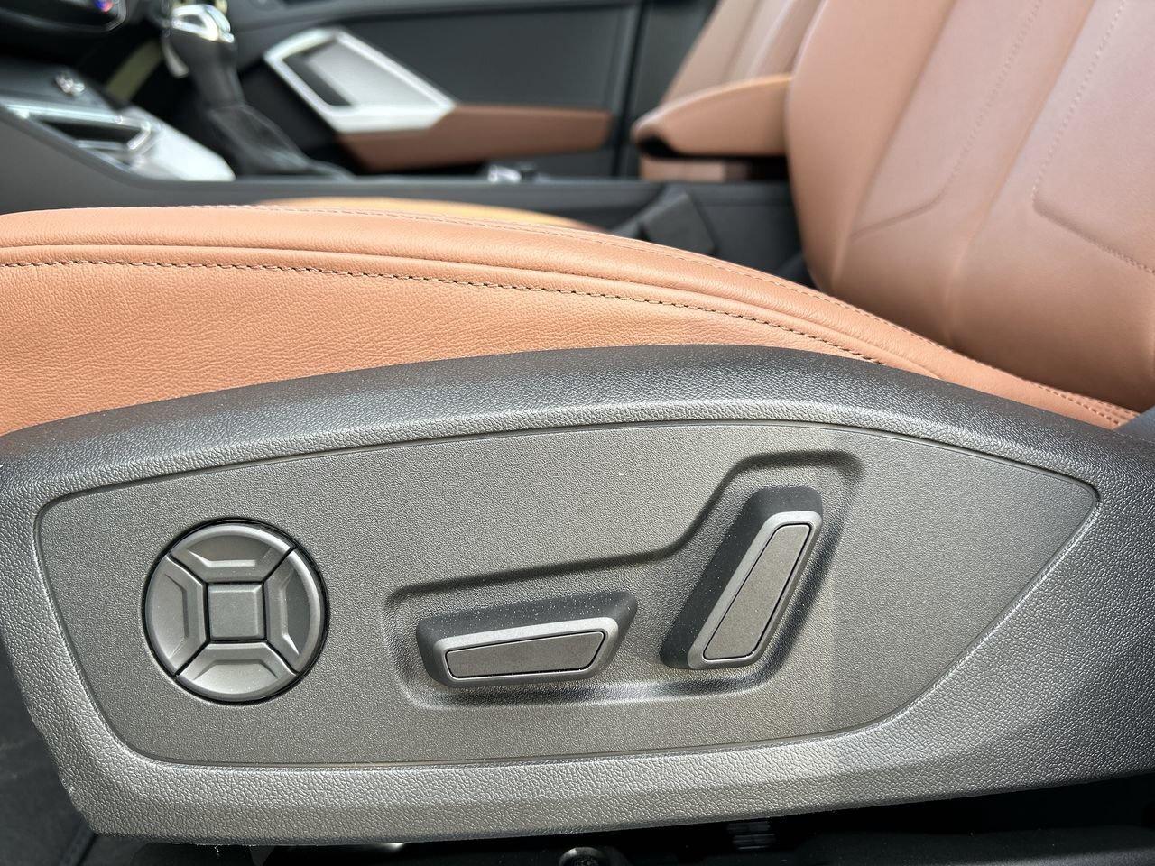 2024 Audi Q3 Komfort 40 TFSI quattro   Vorsprung Edition Photo