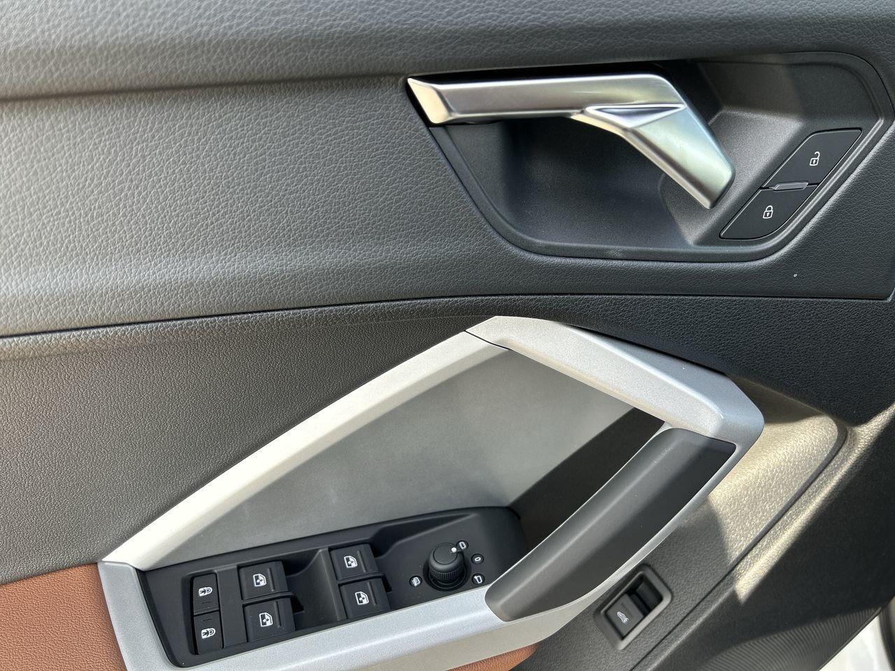 2024 Audi Q3 Komfort 40 TFSI quattro   Vorsprung Edition Photo