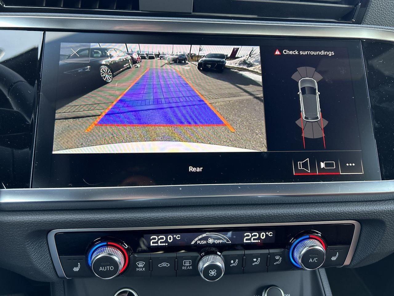 2024 Audi Q3 Komfort 40 TFSI quattro   Vorsprung Edition Photo