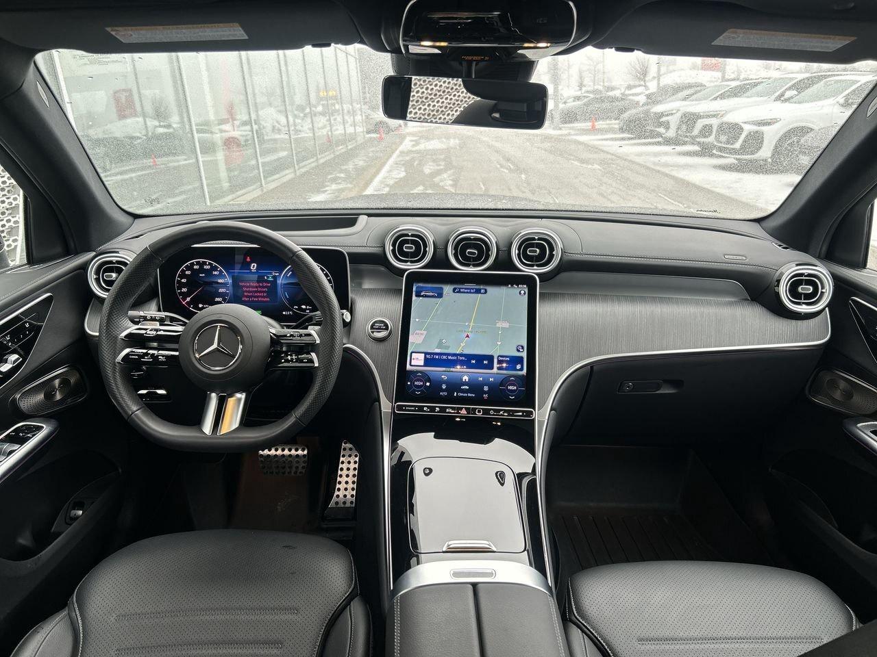 2025 Mercedes-Benz GLC350e 4MATIC SUV   Exclusive Photo