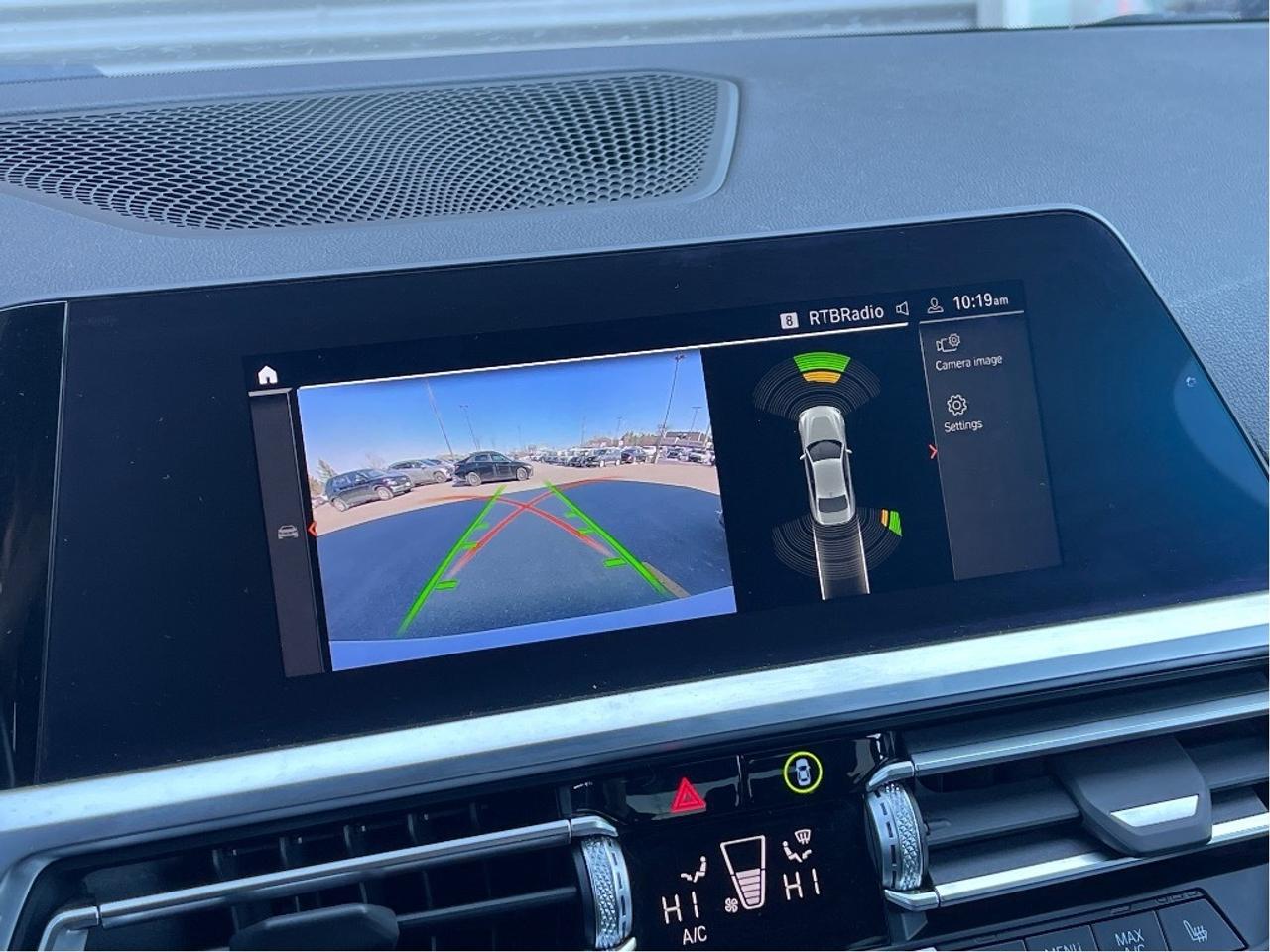 2022 BMW 2 Series xDrive Photo