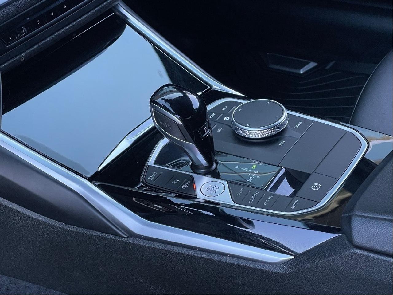 2022 BMW 2 Series xDrive Photo