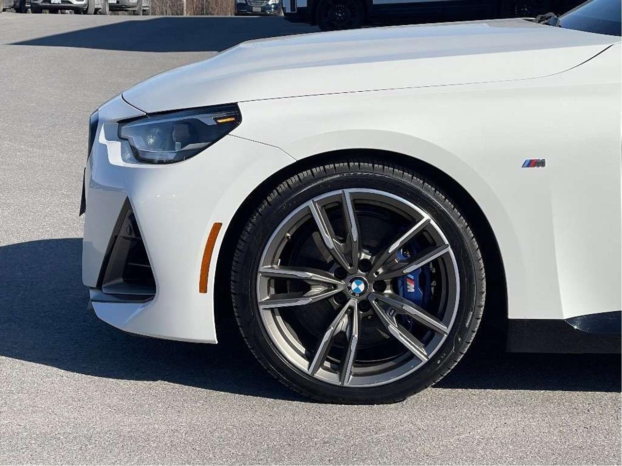2022 BMW 2 Series xDrive Photo3