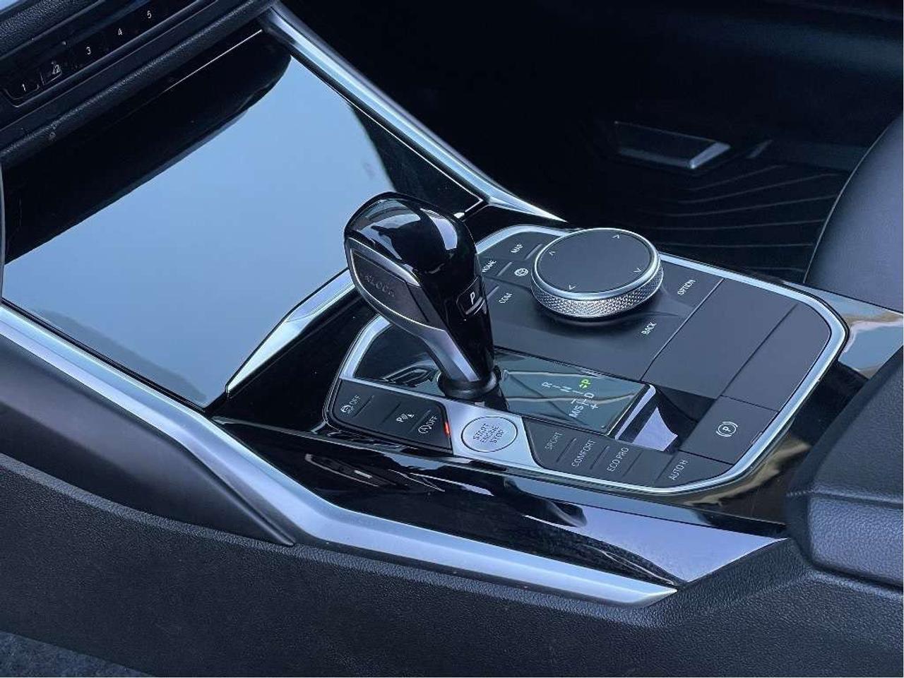 2022 BMW 2 Series xDrive Photo