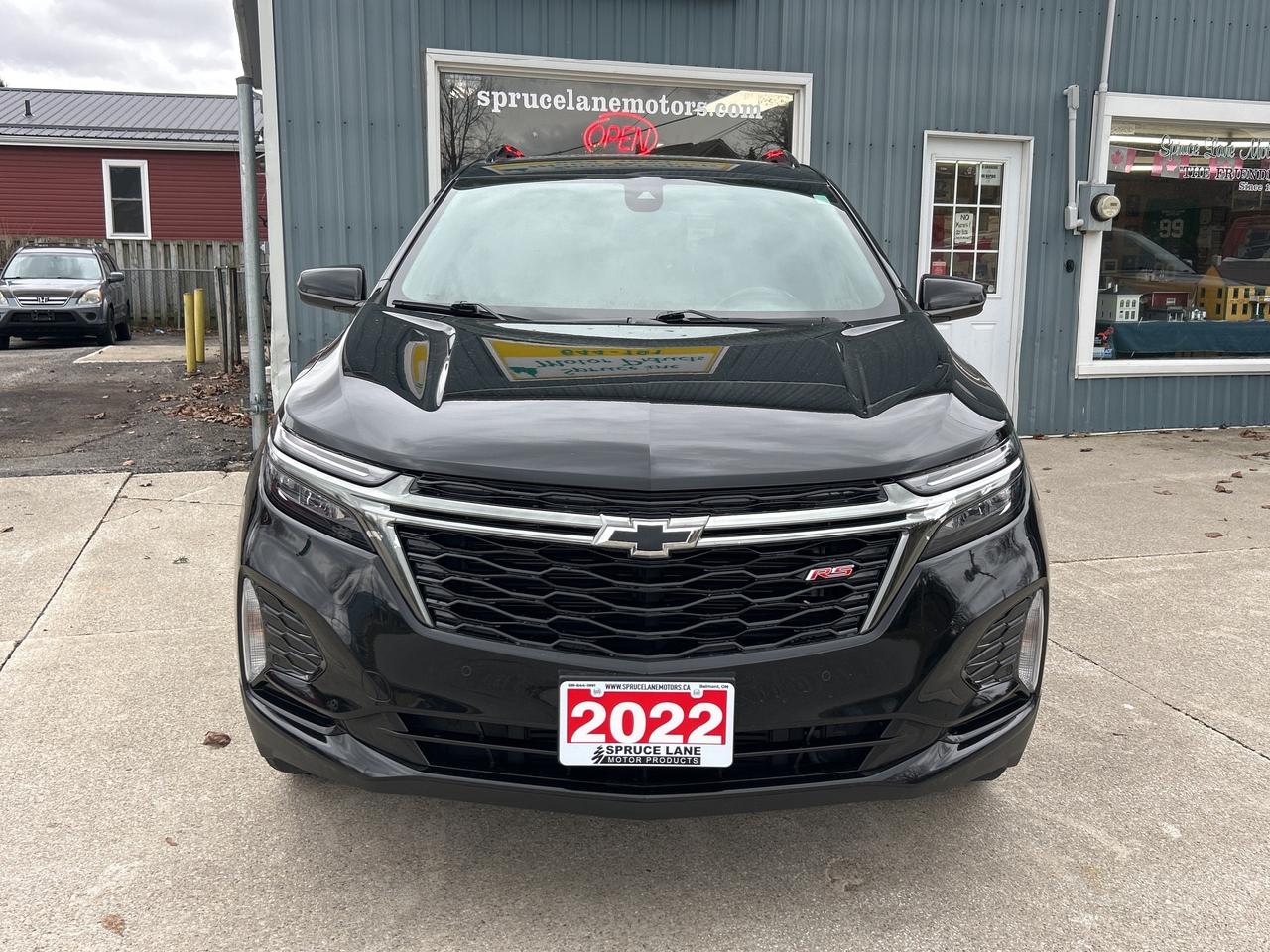2022 Chevrolet Equinox RS  AWD  ** SHARP  LOOKIN' ! ** Photo