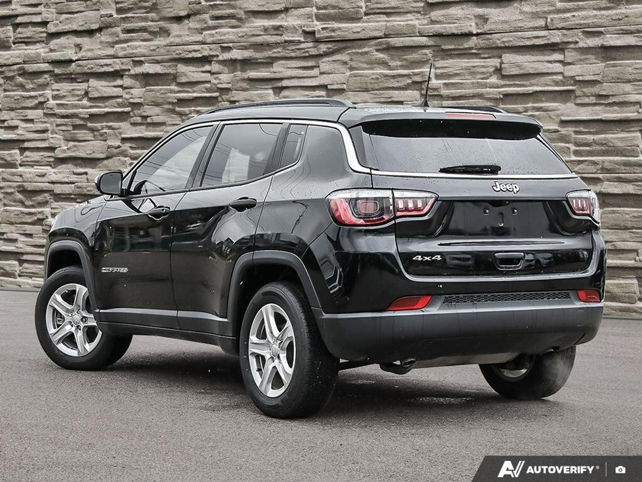 2023 Jeep Compass Sport Appearance Photo3