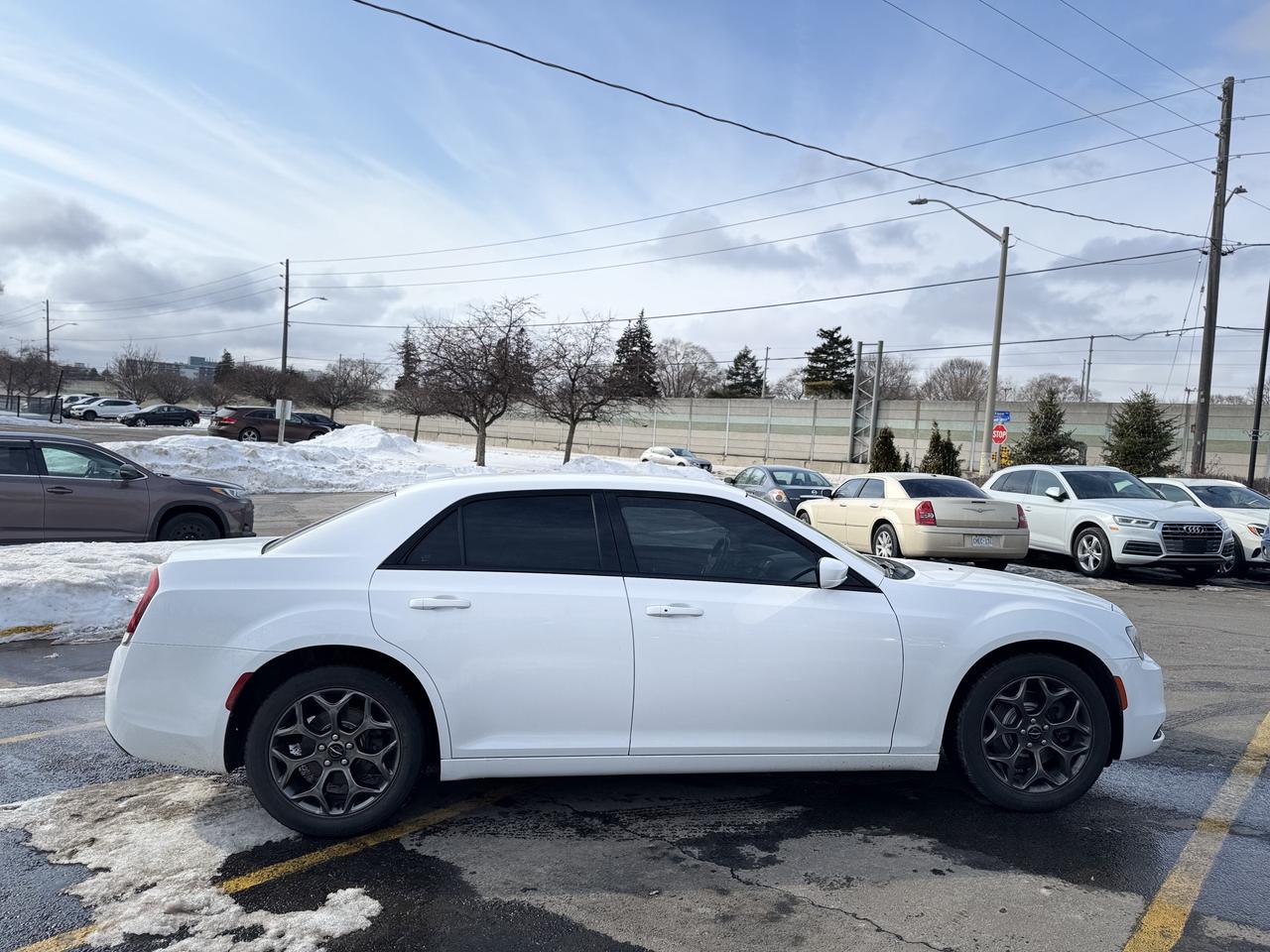 2018 Chrysler 300 300S AWD   CleanCarfax Photo