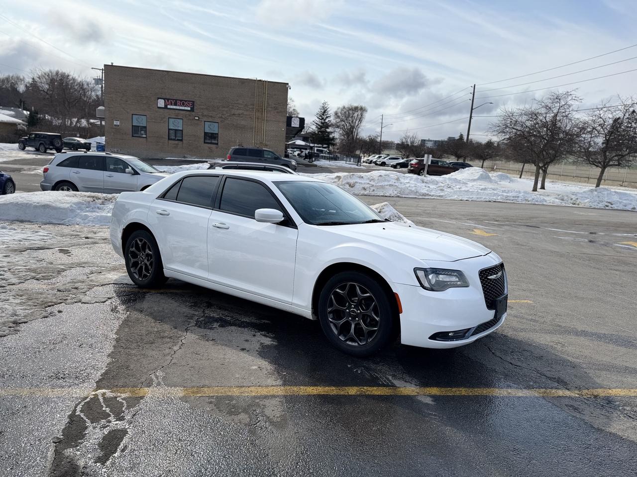 2018 Chrysler 300 300S AWD   CleanCarfax Photo