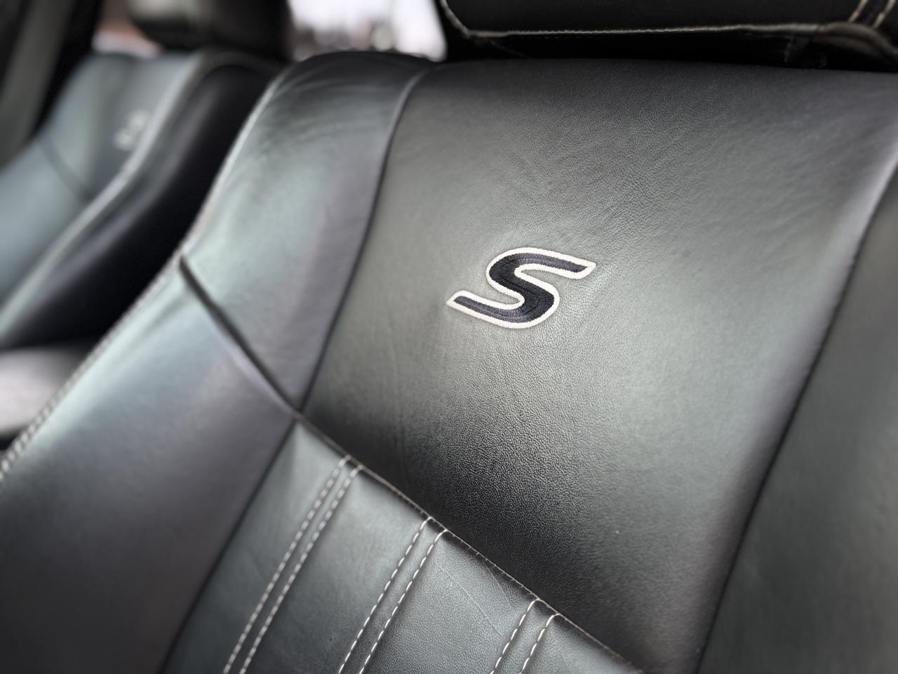 2018 Chrysler 300 300S AWD   CleanCarfax Photo