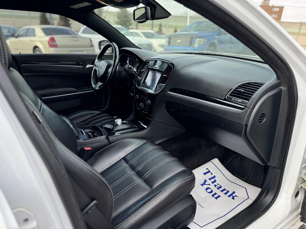 2018 Chrysler 300 300S AWD   CleanCarfax Photo