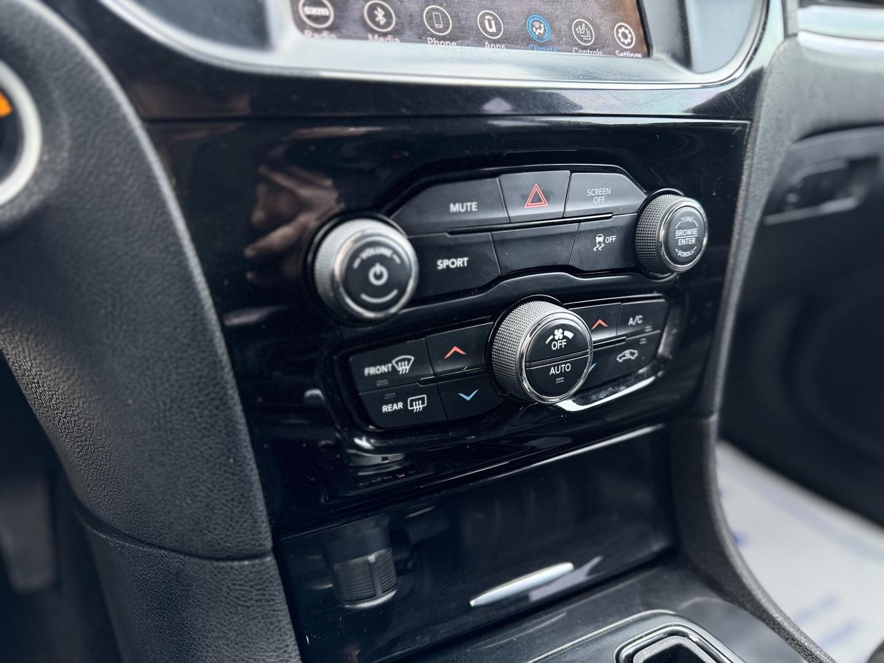 2018 Chrysler 300 300S AWD   CleanCarfax Photo