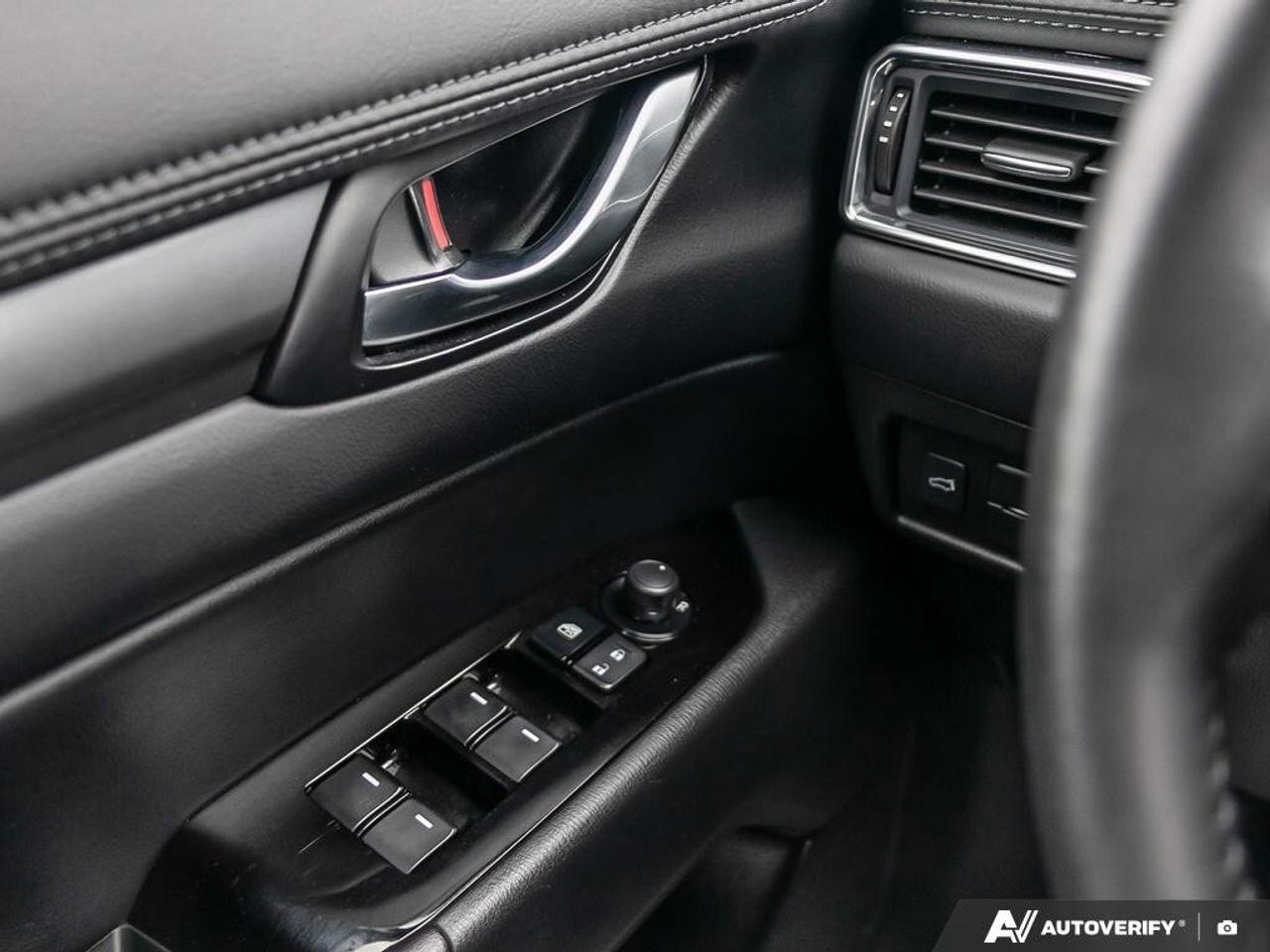2025 Mazda CX-5  Photo