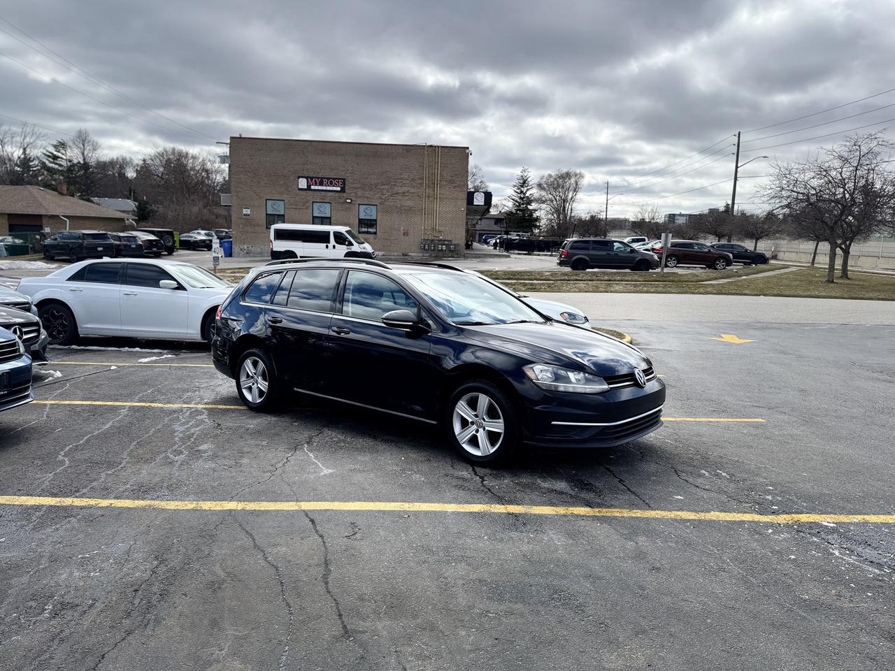 2019 Volkswagen Golf SportWagen Comfortline 4MOTION   1 Owner Photo