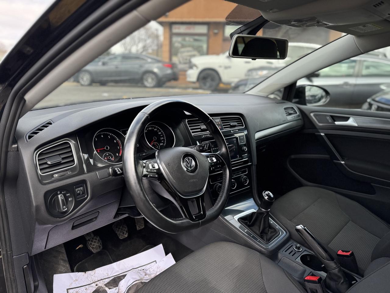 2019 Volkswagen Golf SportWagen Comfortline 4MOTION   1 Owner Photo