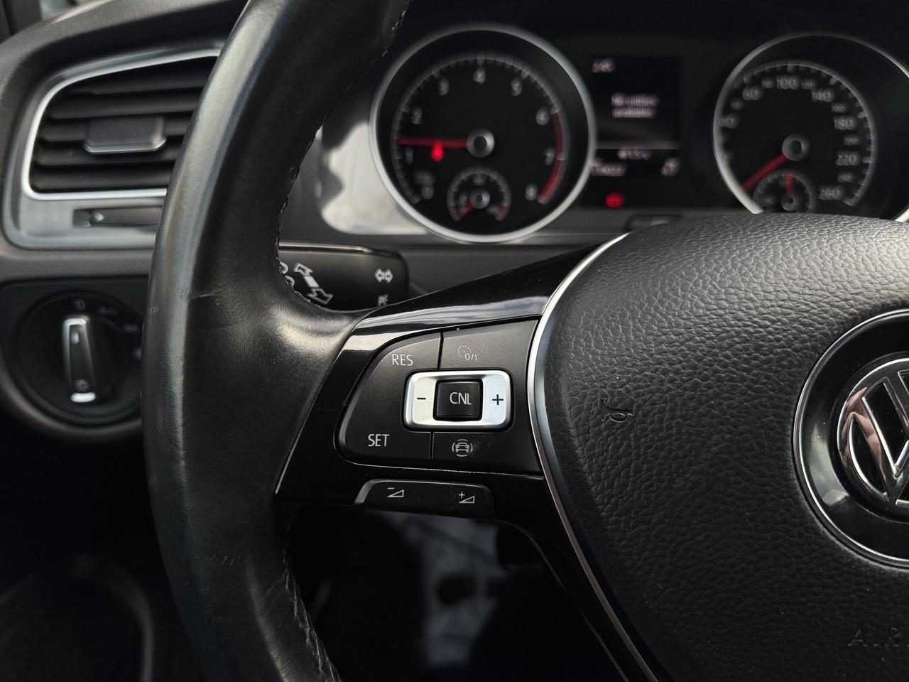 2019 Volkswagen Golf SportWagen Comfortline 4MOTION   1 Owner Photo