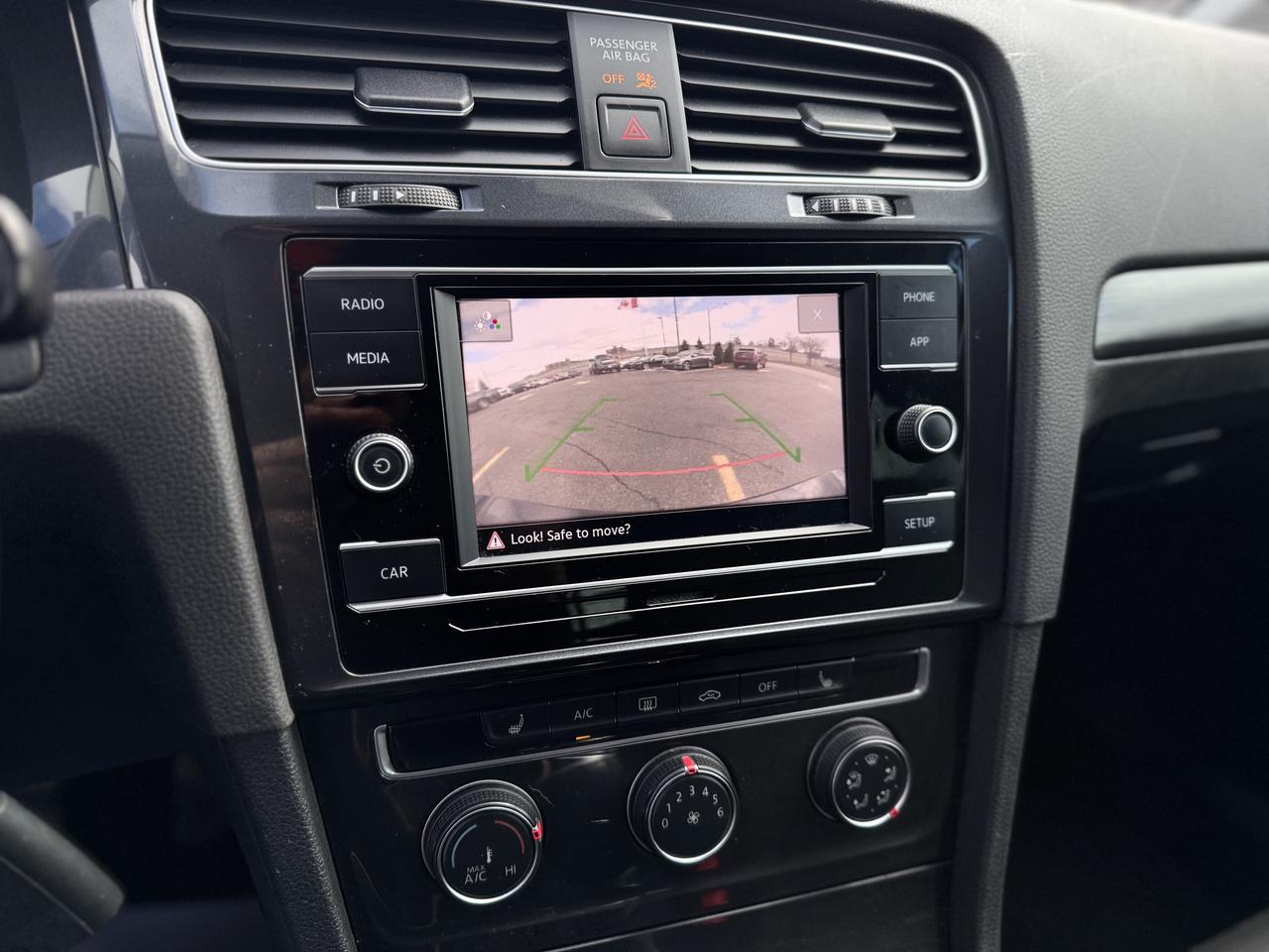 2019 Volkswagen Golf SportWagen Comfortline 4MOTION   1 Owner Photo