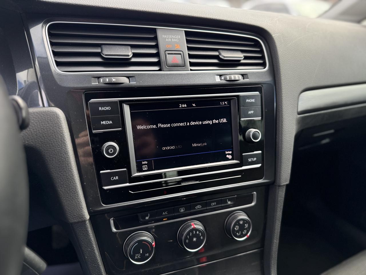 2019 Volkswagen Golf SportWagen Comfortline 4MOTION   1 Owner Photo