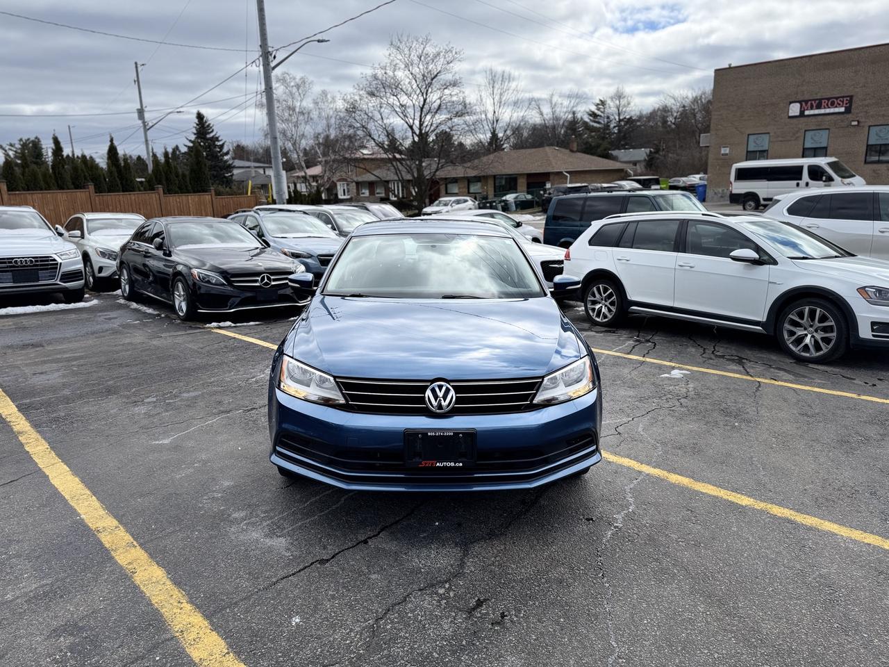 2016 Volkswagen Jetta Sedan LOW KMS   MUST SEE! CLEANCARFAX Photo