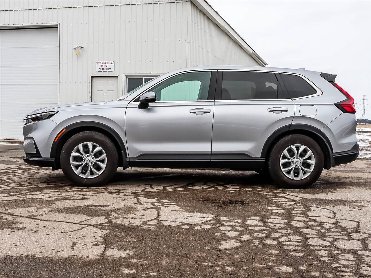 2024 Honda CR-V LX-B Photo4