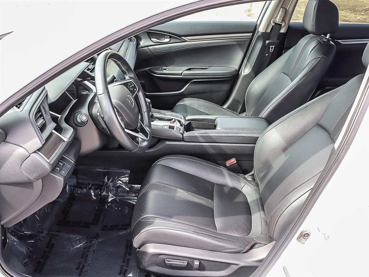 2020 Honda Civic Sedan Touring Photo