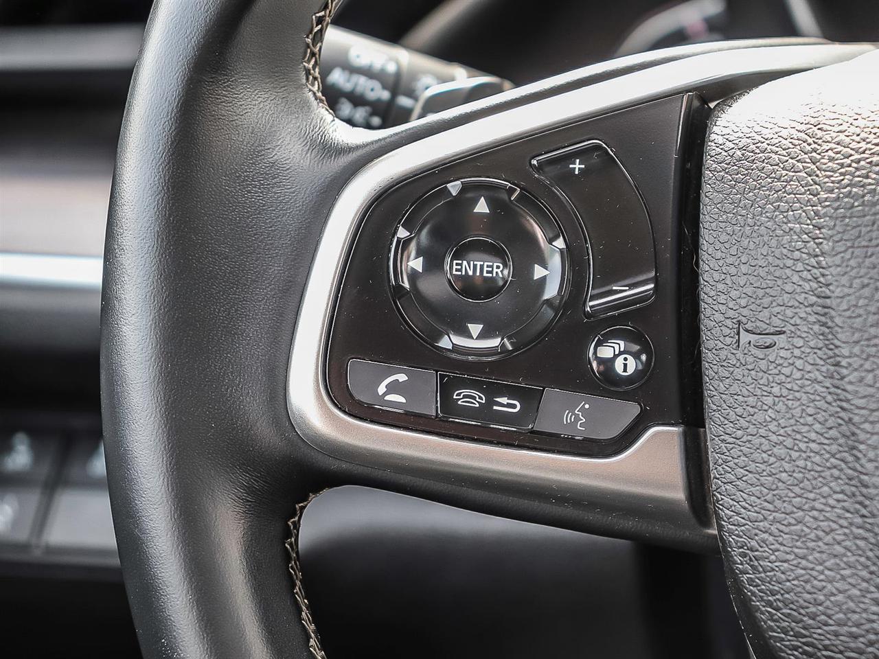 2020 Honda Civic Sedan Touring Photo