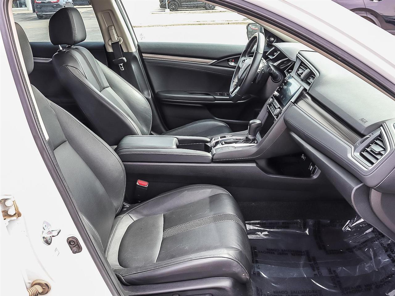 2020 Honda Civic Sedan Touring Photo