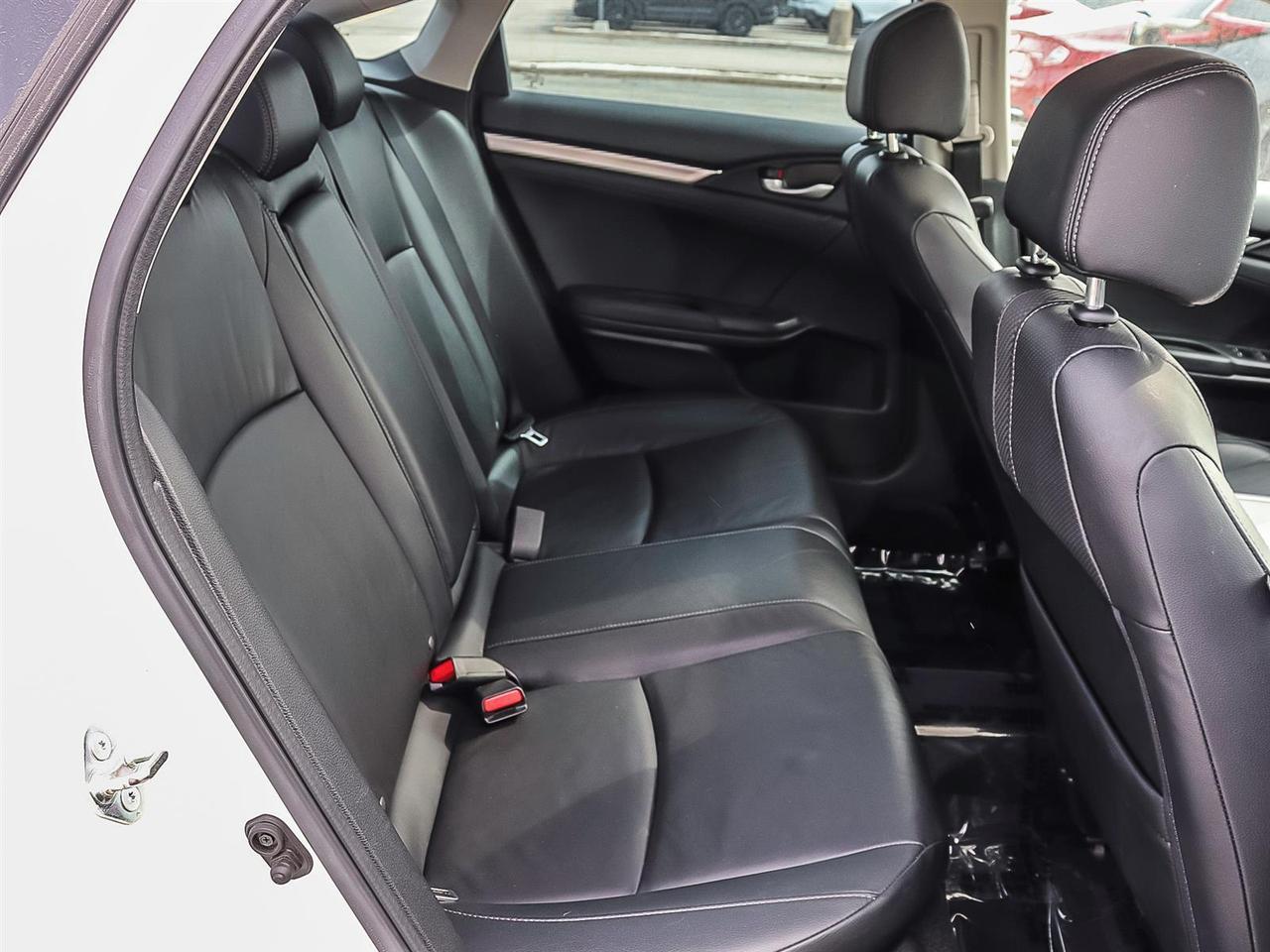 2020 Honda Civic Sedan Touring Photo
