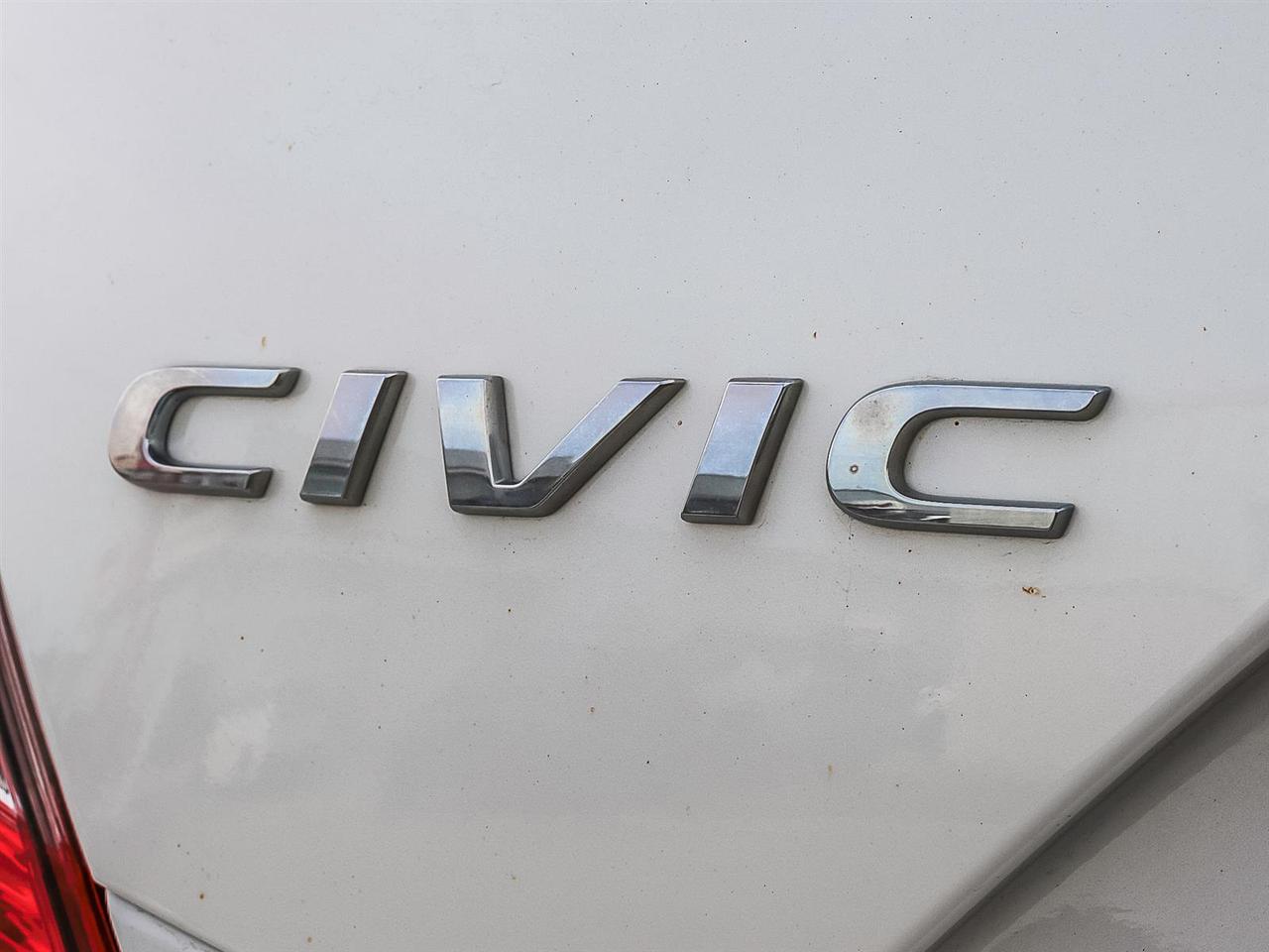 2020 Honda Civic Sedan Touring Photo