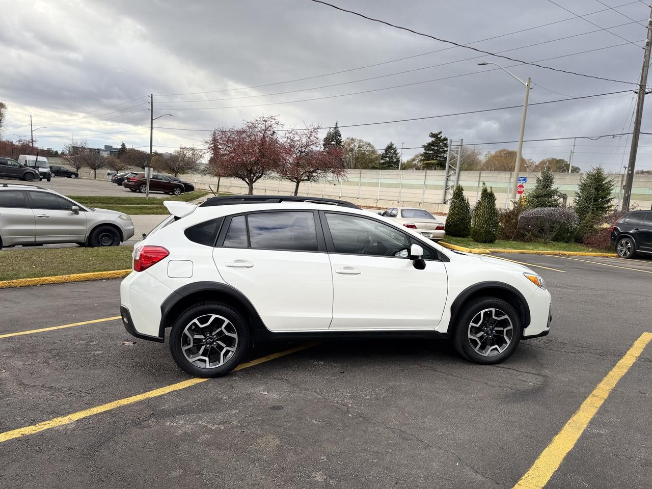 2016 Subaru Crosstrek w/Sport Pkg / Single Owner Photo