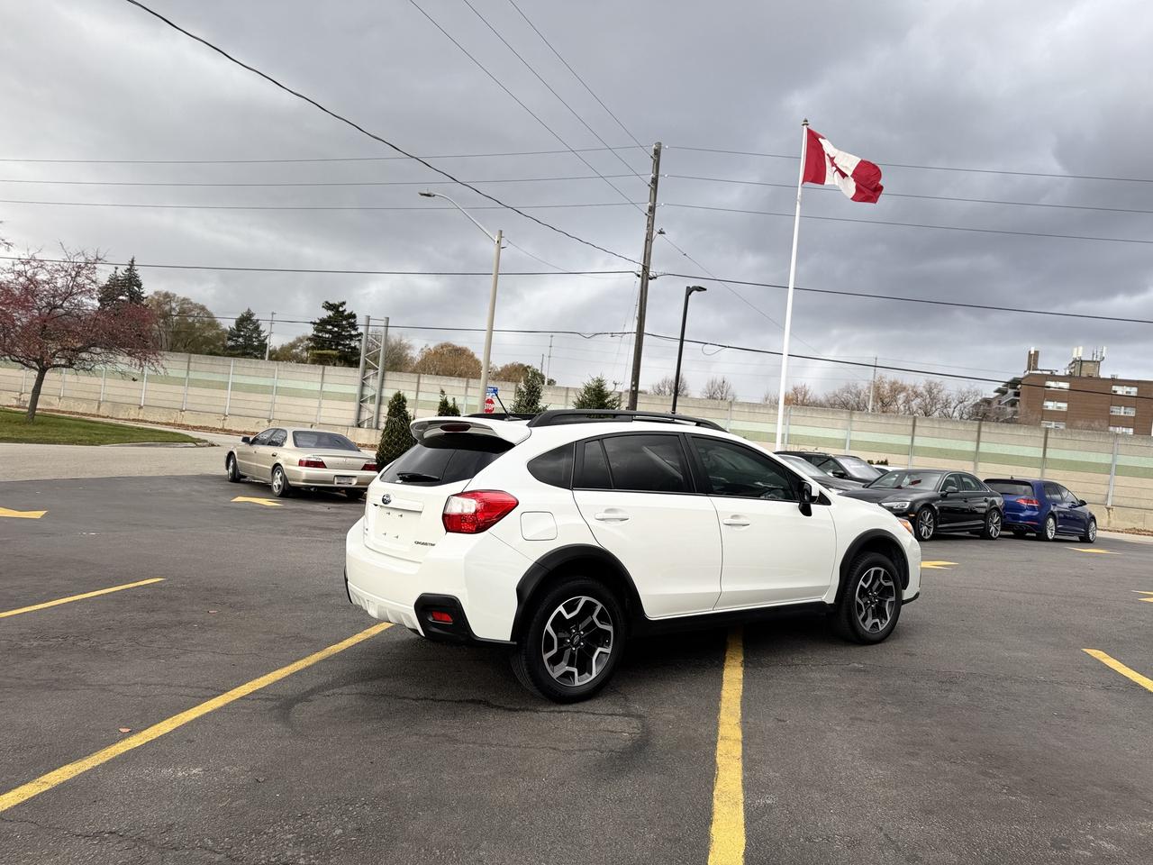 2016 Subaru Crosstrek w/Sport Pkg / Single Owner Photo