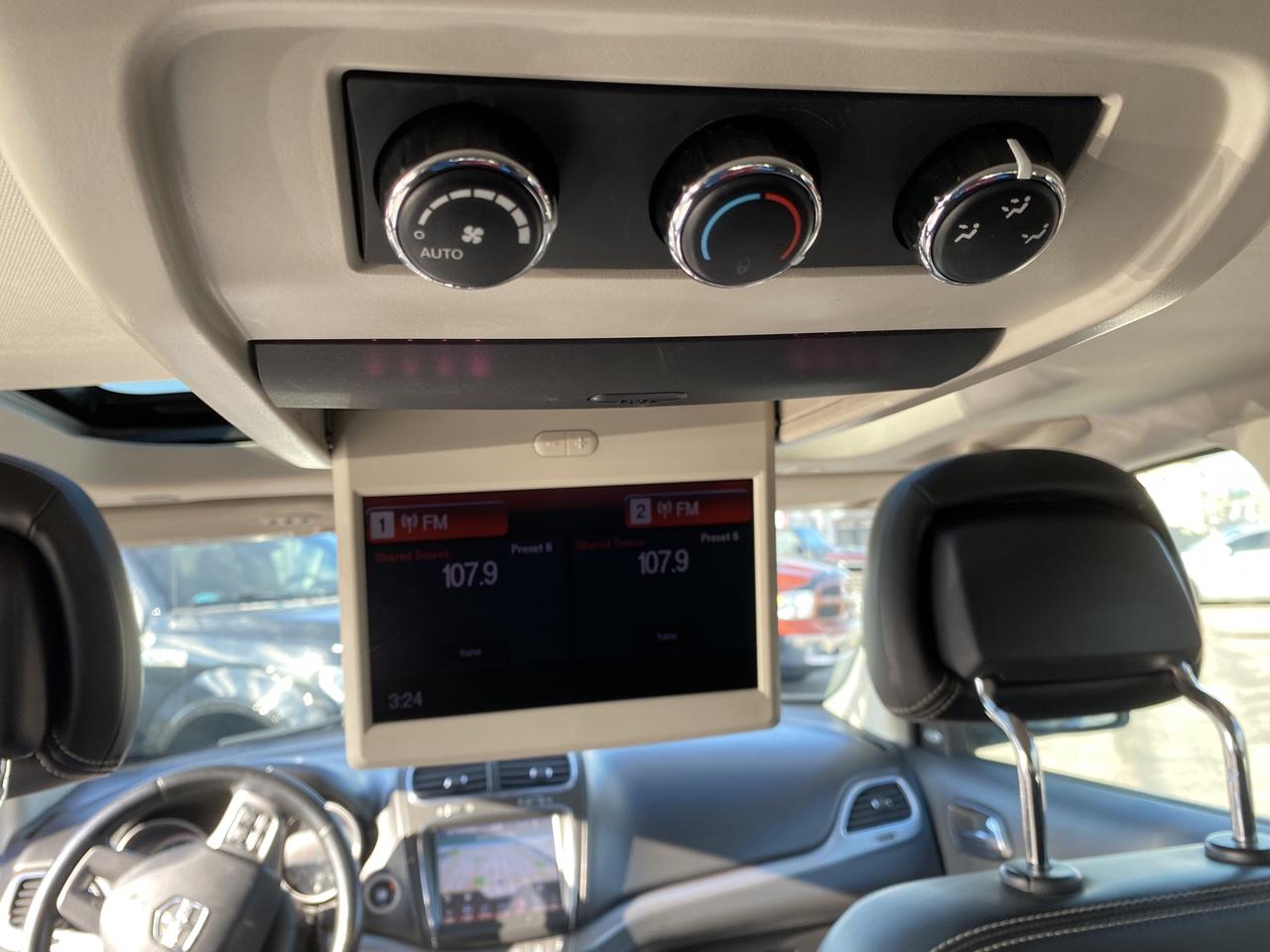 2018 Dodge Journey Crossroad AWD Photo