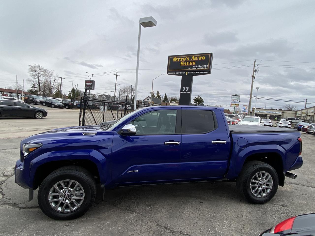 2025 Toyota Tacoma 4x4 Double Cab Auto Hybrid Photo