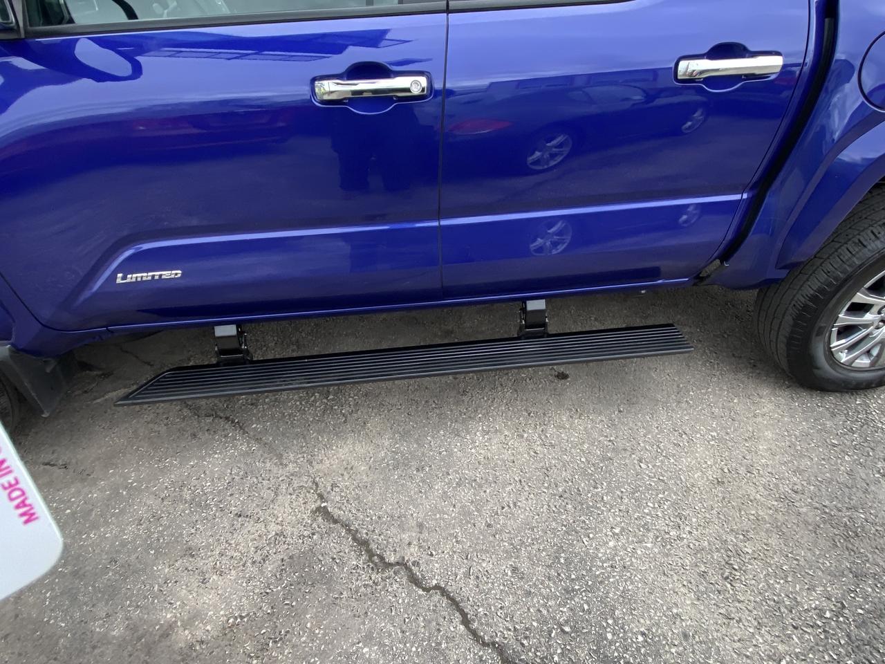 2025 Toyota Tacoma 4x4 Double Cab Auto Hybrid Photo4