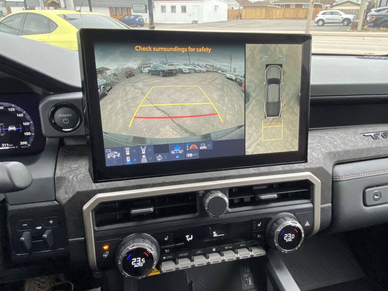 2025 Toyota Tacoma 4x4 Double Cab Auto Hybrid Photo