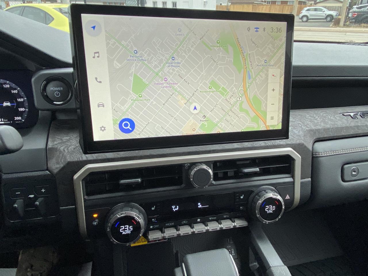 2025 Toyota Tacoma 4x4 Double Cab Auto Hybrid Photo