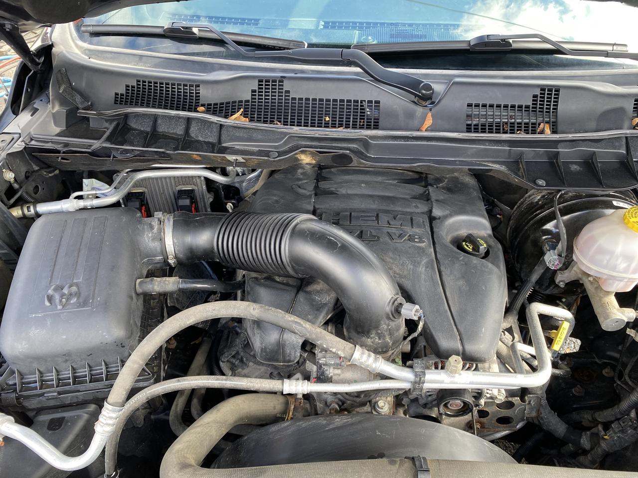 2018 RAM 1500 Laramie 4x4 Crew Cab 6'4  Box Photo