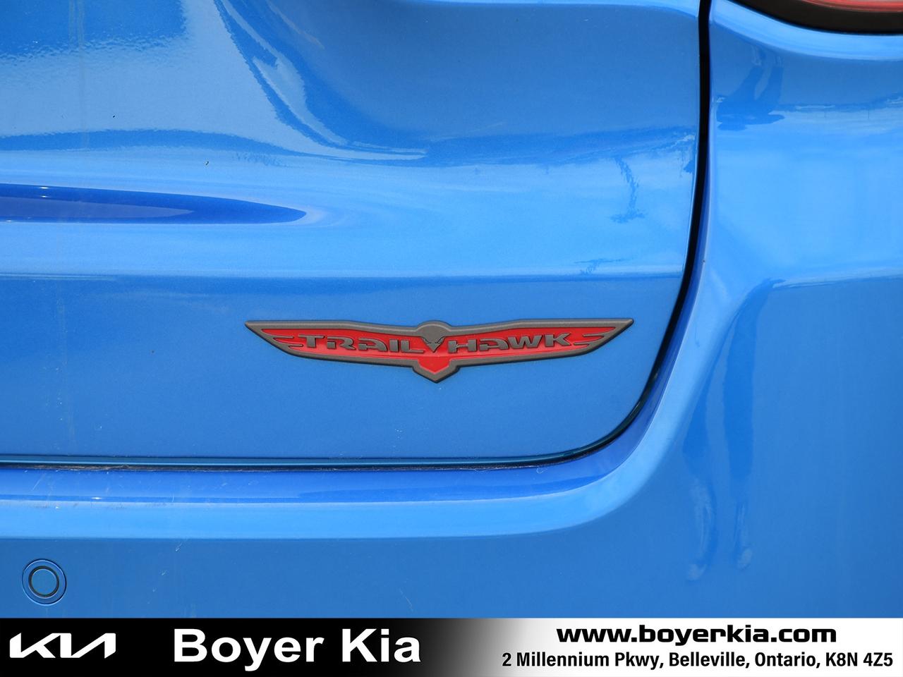 2024 Jeep Compass Trailhawk Sunroof Photo